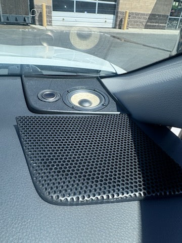 Toyota Camry Dash pods for 3 way speaker system